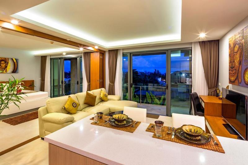 At The Tree Condominium Phuket Dış mekan fotoğraf